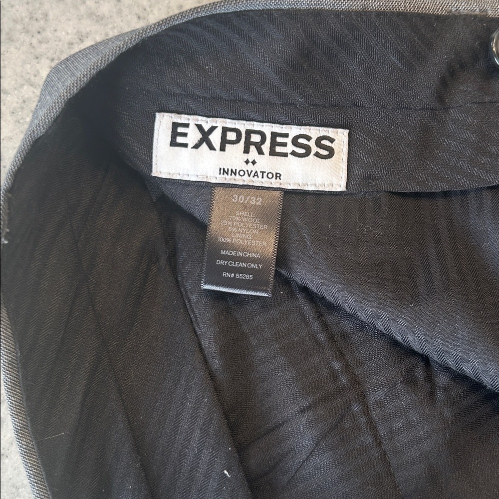 Express Innovator Men’s Dress Pants Gray Size 30/32 - Picture 7 of 10